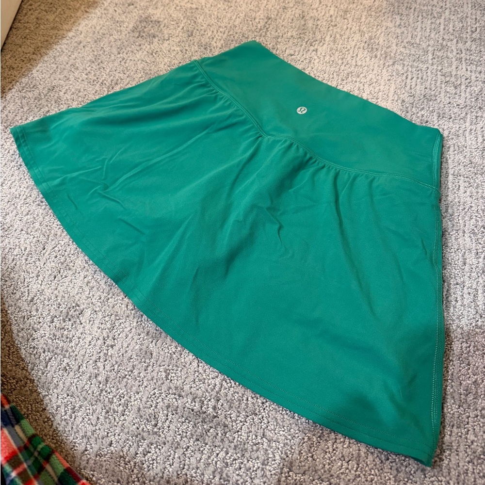 Lululemon Green Skirt Size 8 - Picture 3 of 5